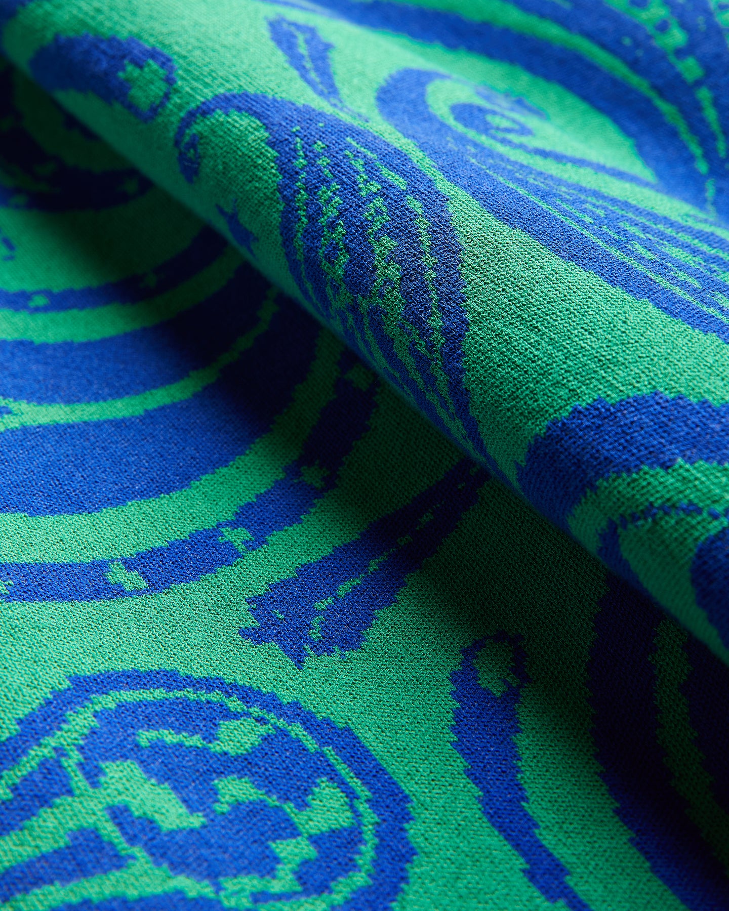 Isla Dress in Kelly/Royal Cosmic Paisley