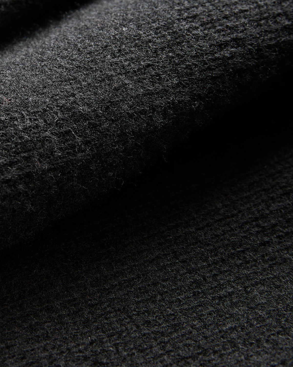 Selma Shrug in Black
