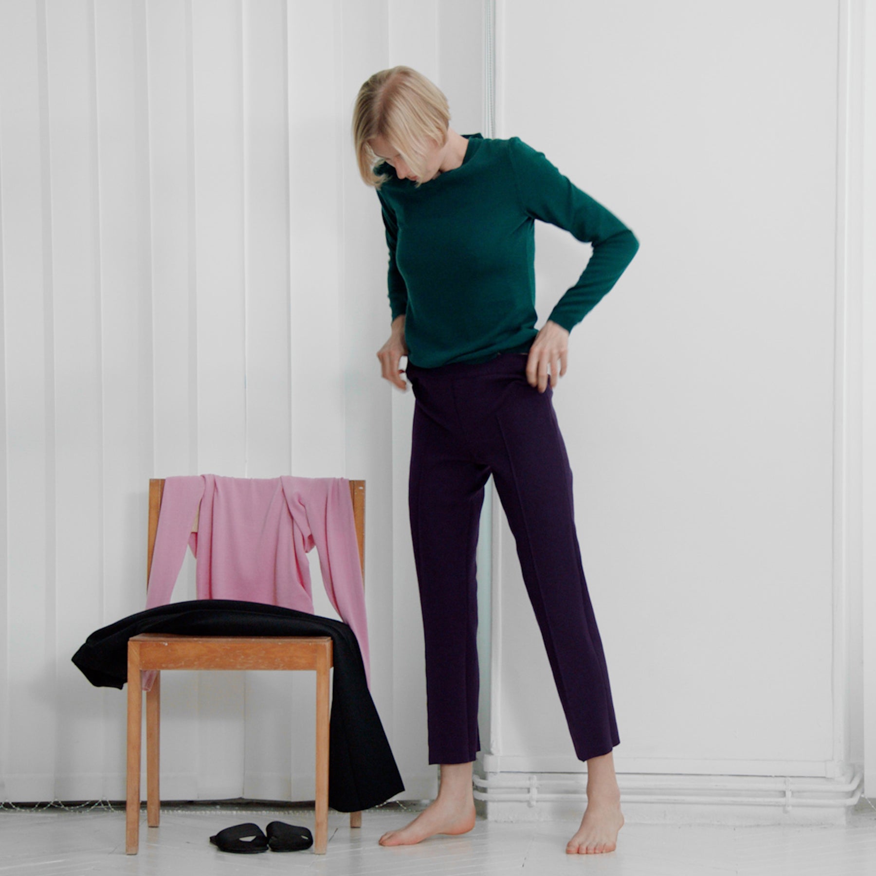 Billie V-Neck  Sweater