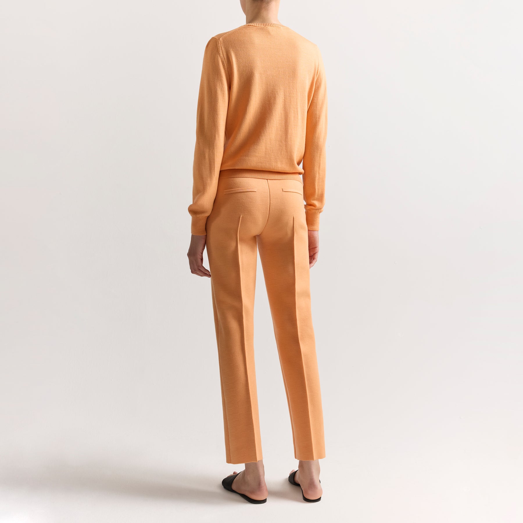 Billie V-Neck  Sweater