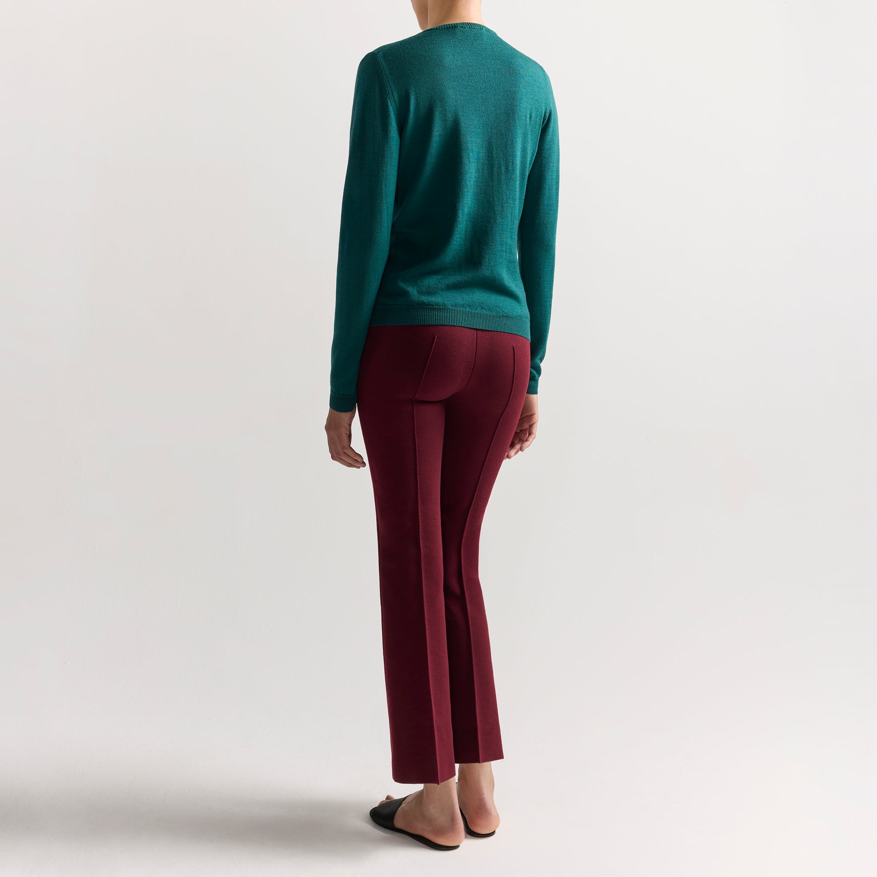 Billie V-Neck  Sweater