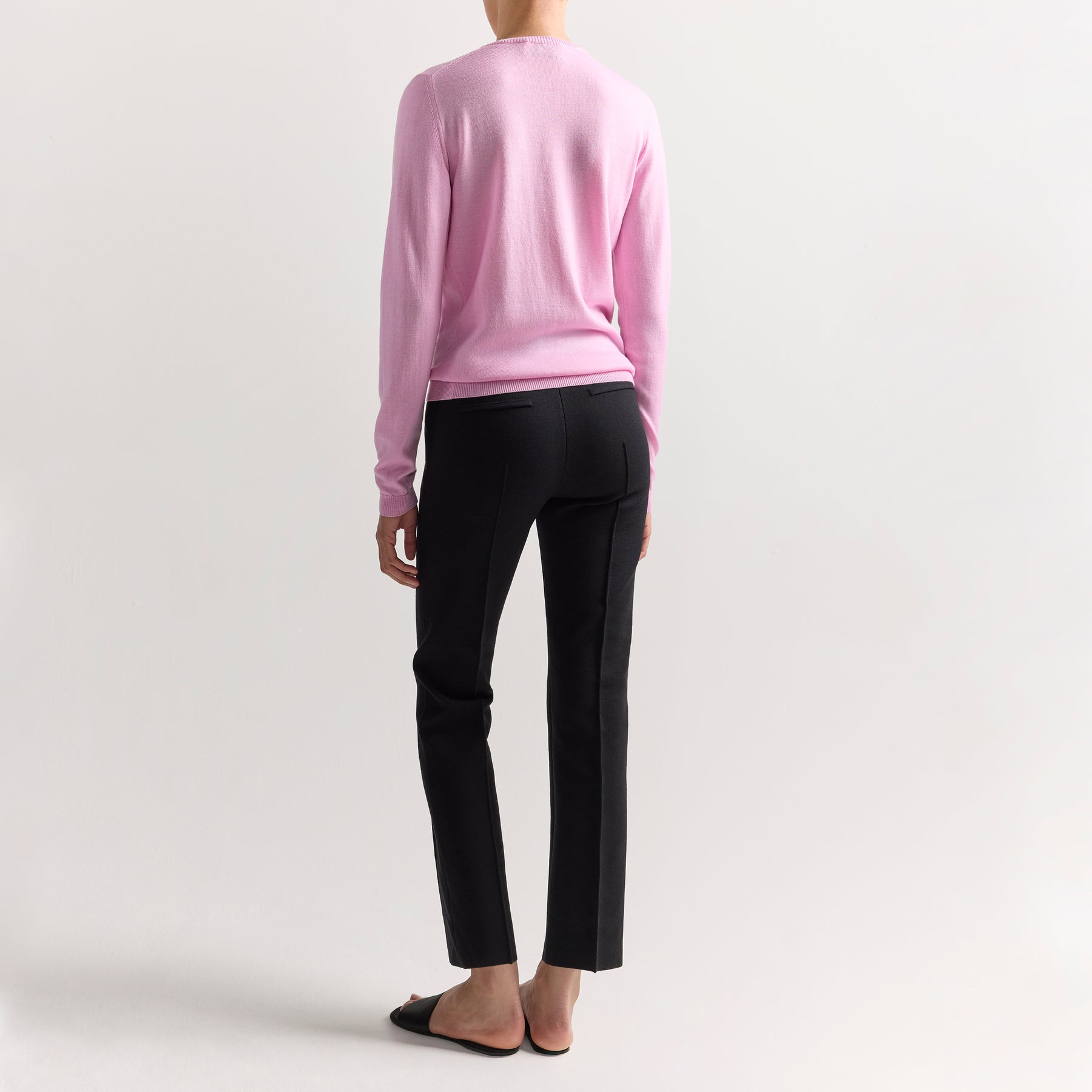 Billie V-Neck  Sweater