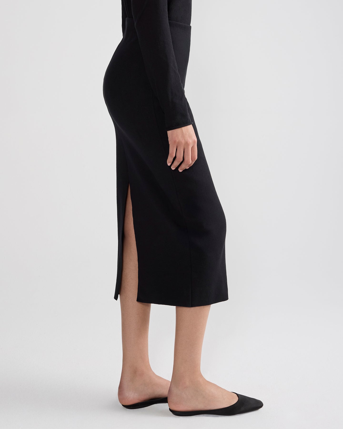 Petra Skirt in Black