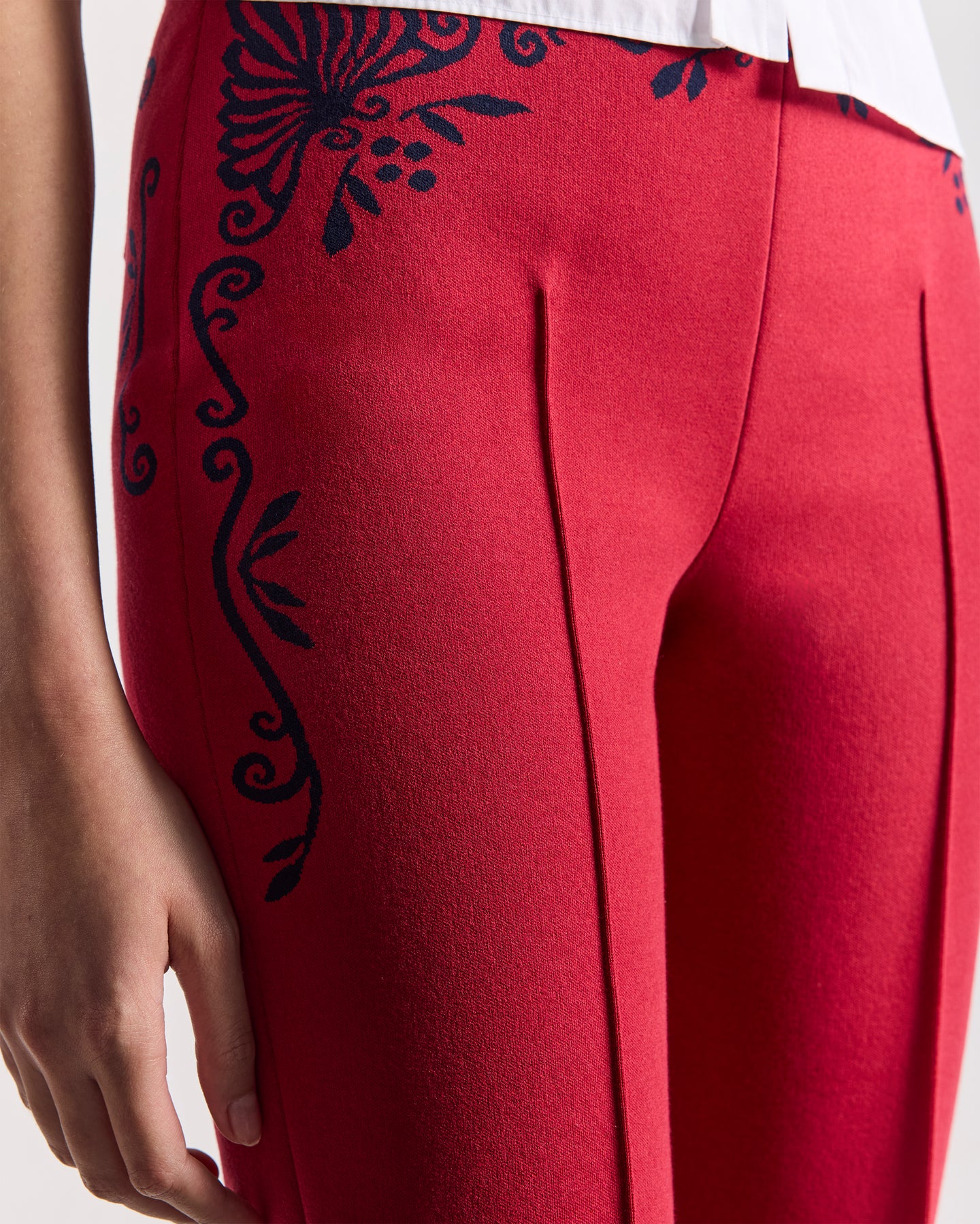 Scroll Pant in Dark Red Combo