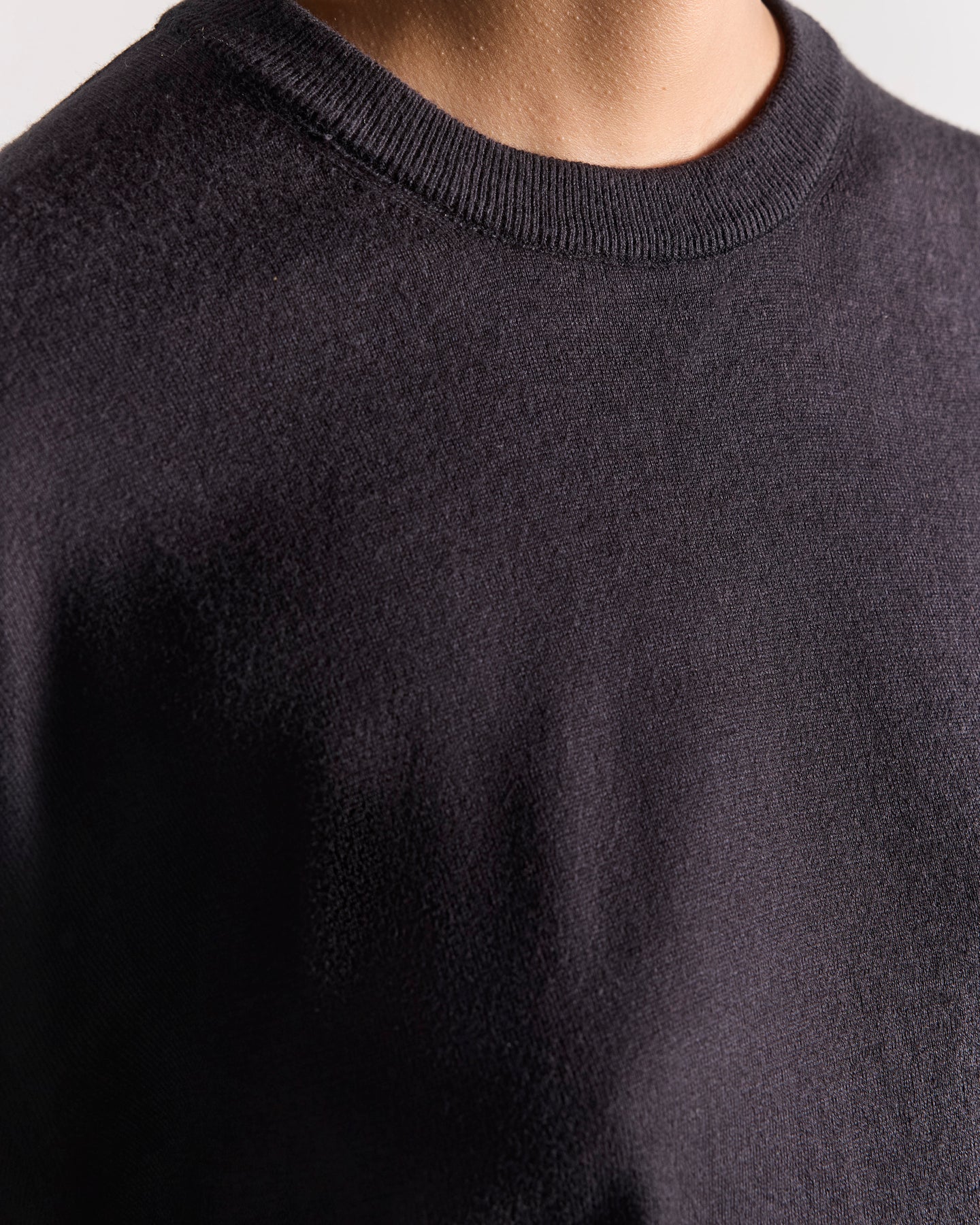 Finn Sweater in Dark Navy