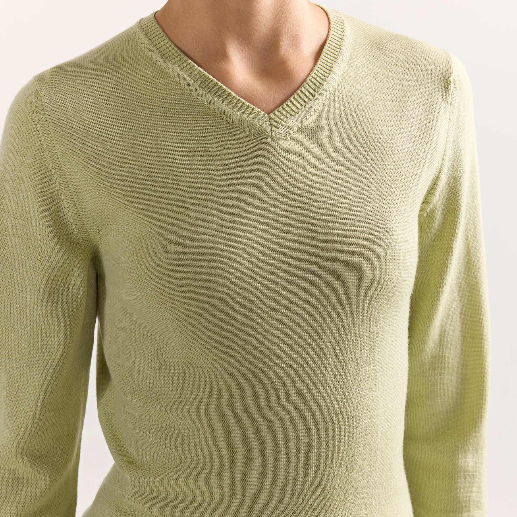 Billie V-Neck  Sweater