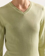 Billie Vneck in Aloe