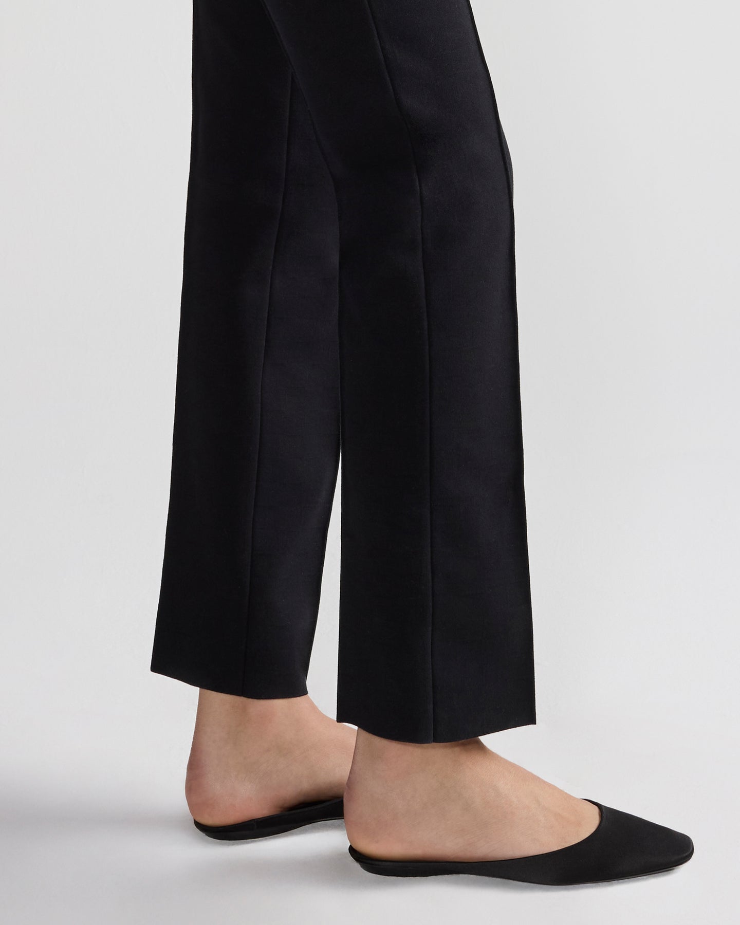 Julep Pant in Black