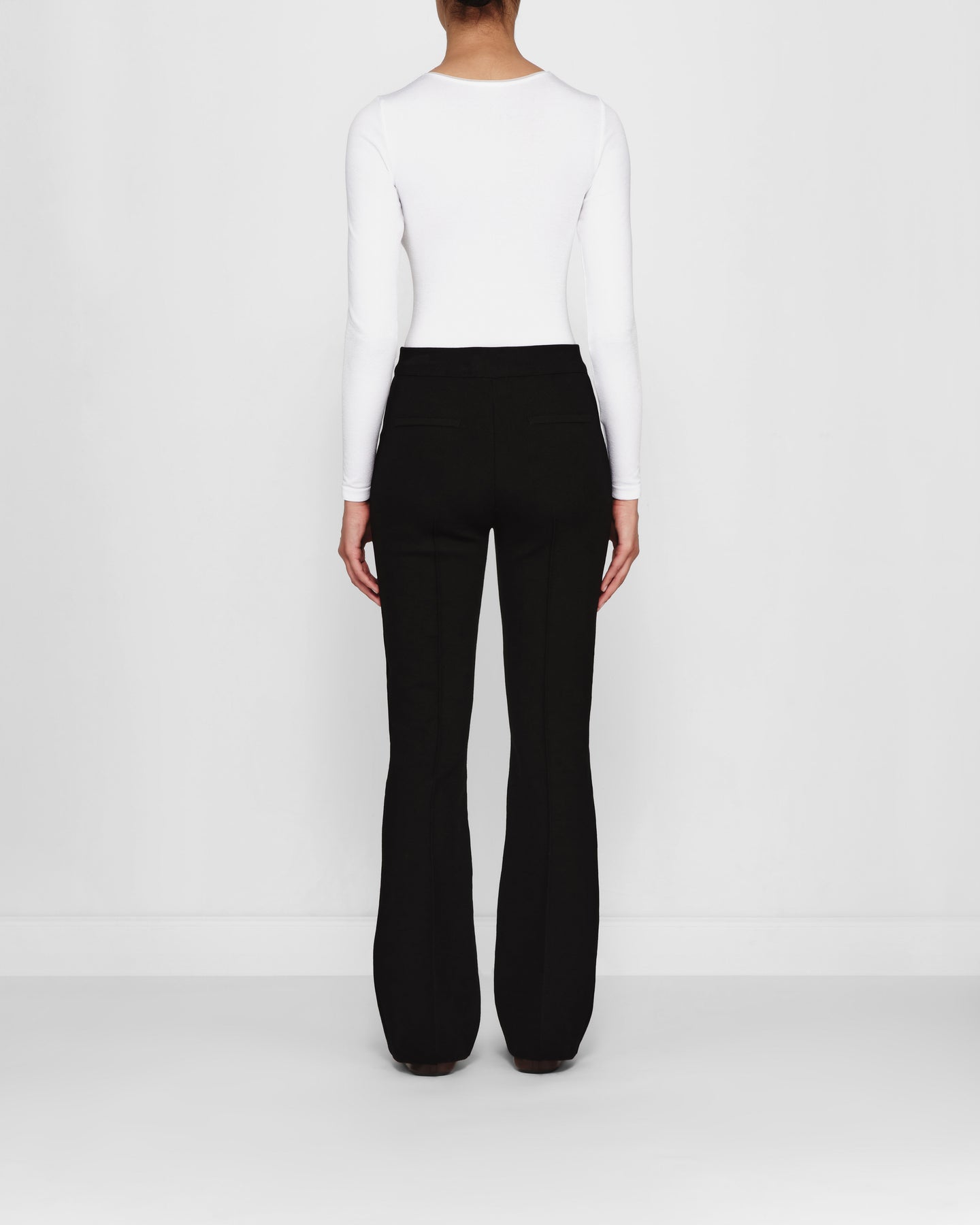 Long Kick Pant in Black