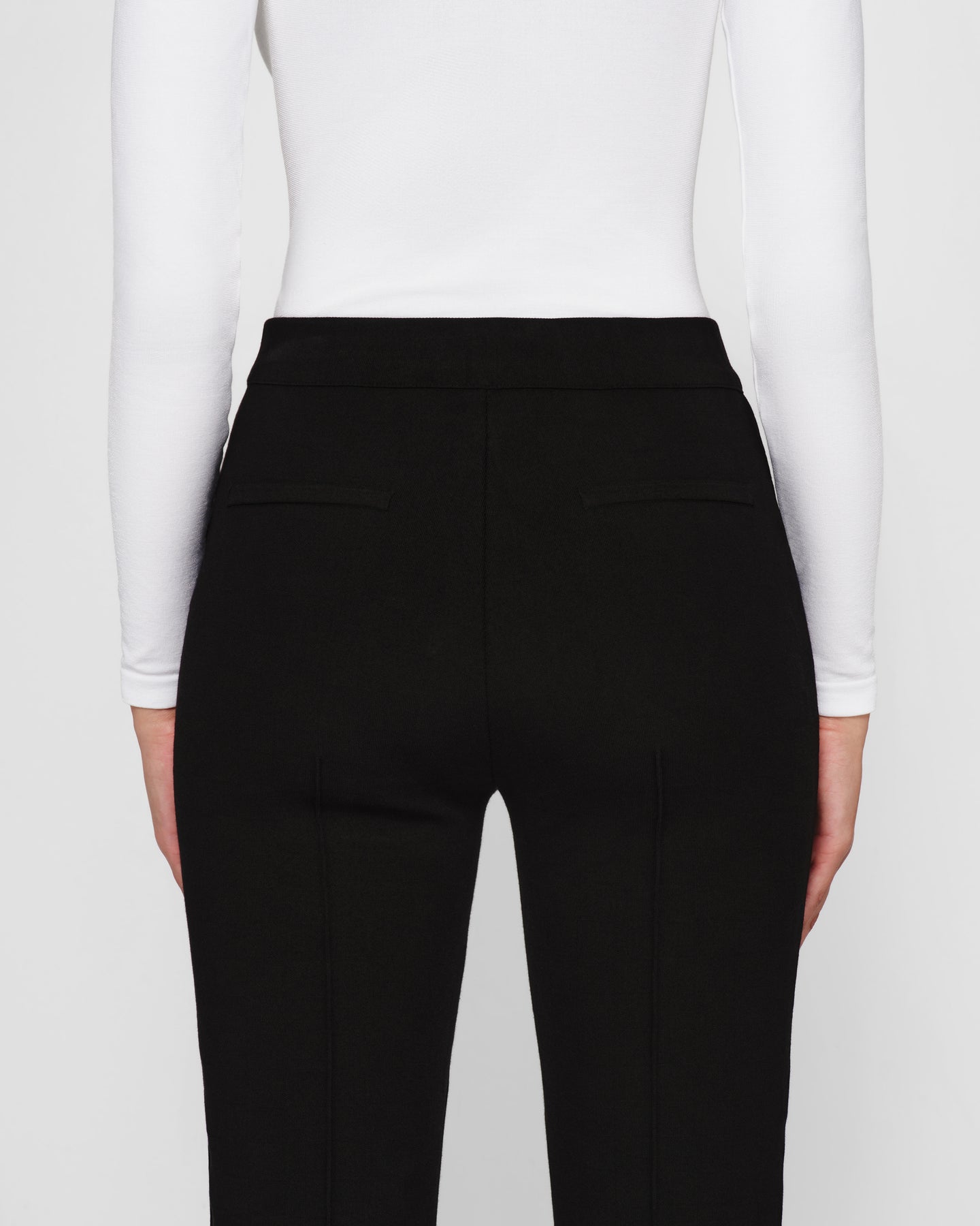 Long Kick Pant in Black