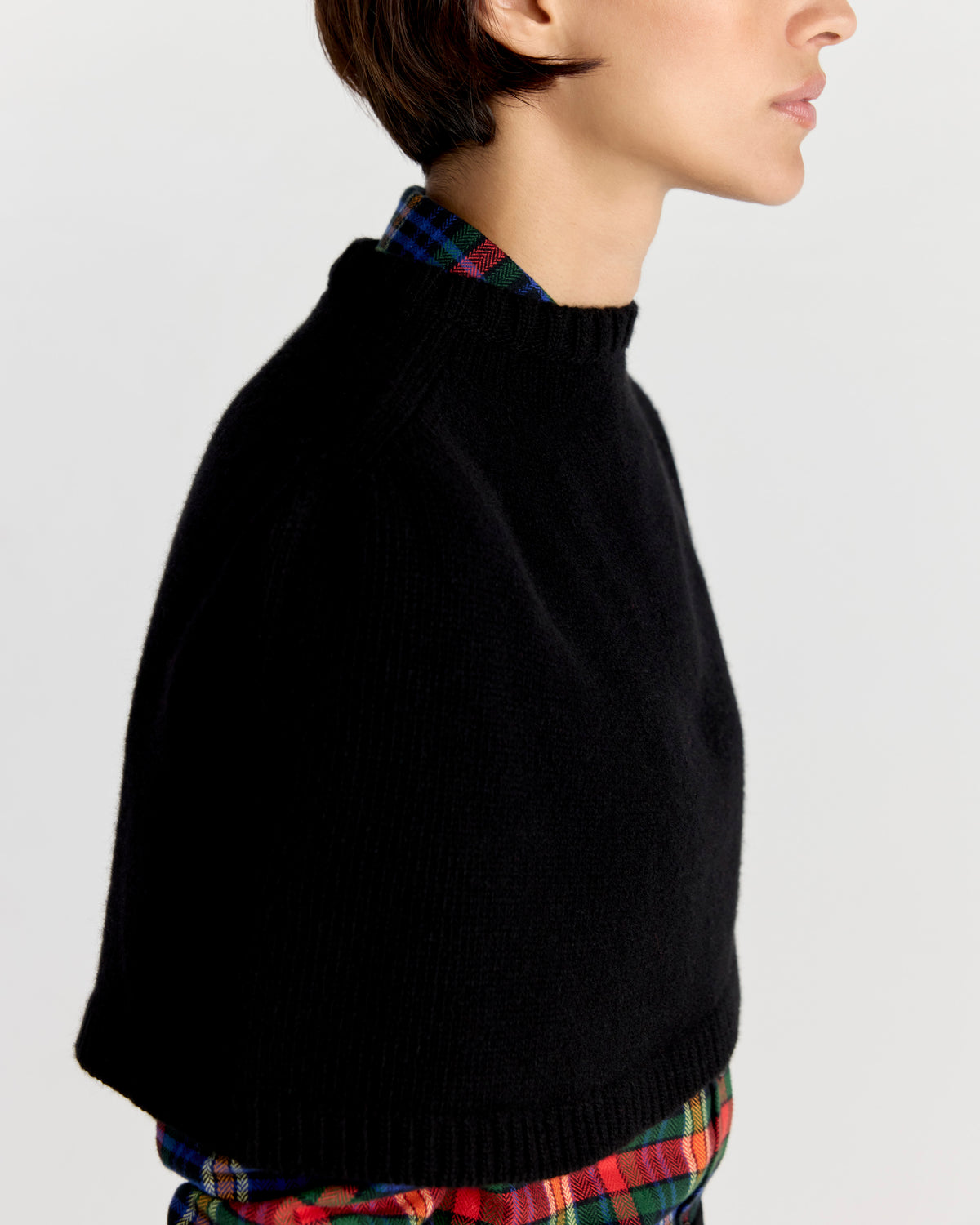 Selma Shrug in Black