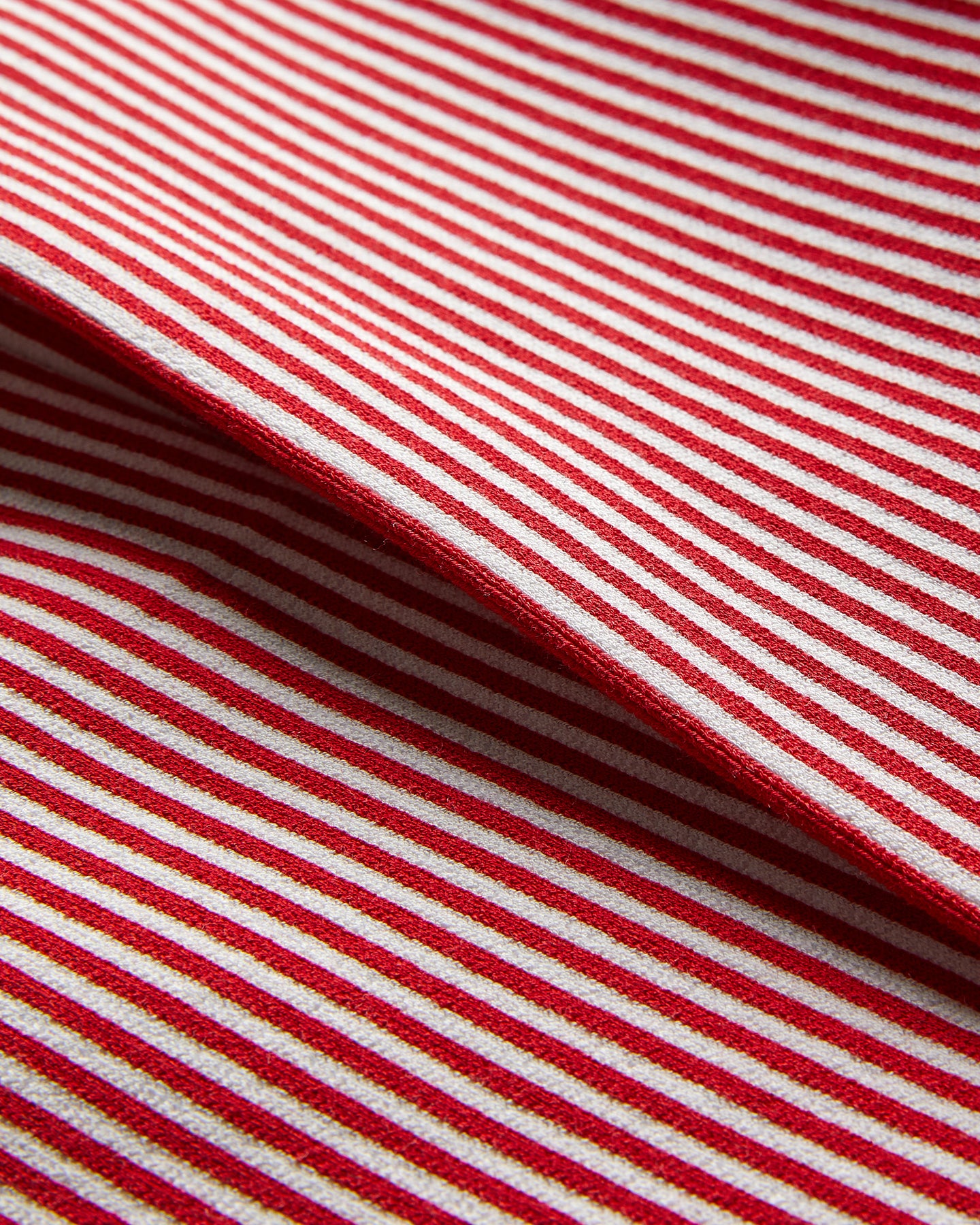 Kick Pant in Ivory/Red Seersucker