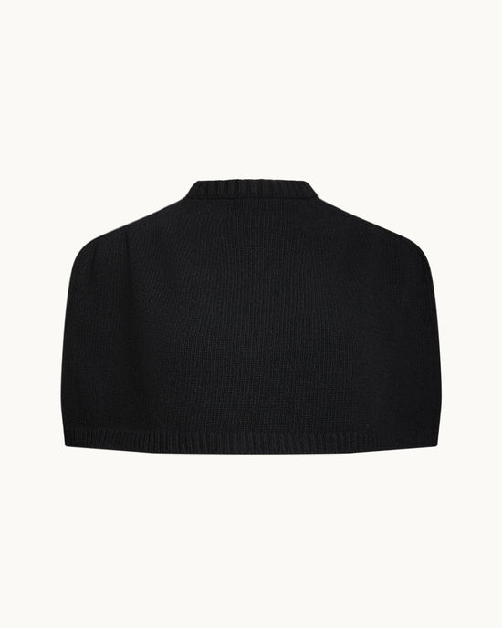 Selma Shrug in Black