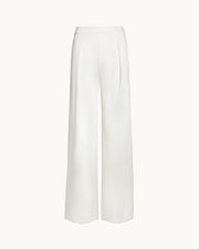 Slinky Gene Pant in White