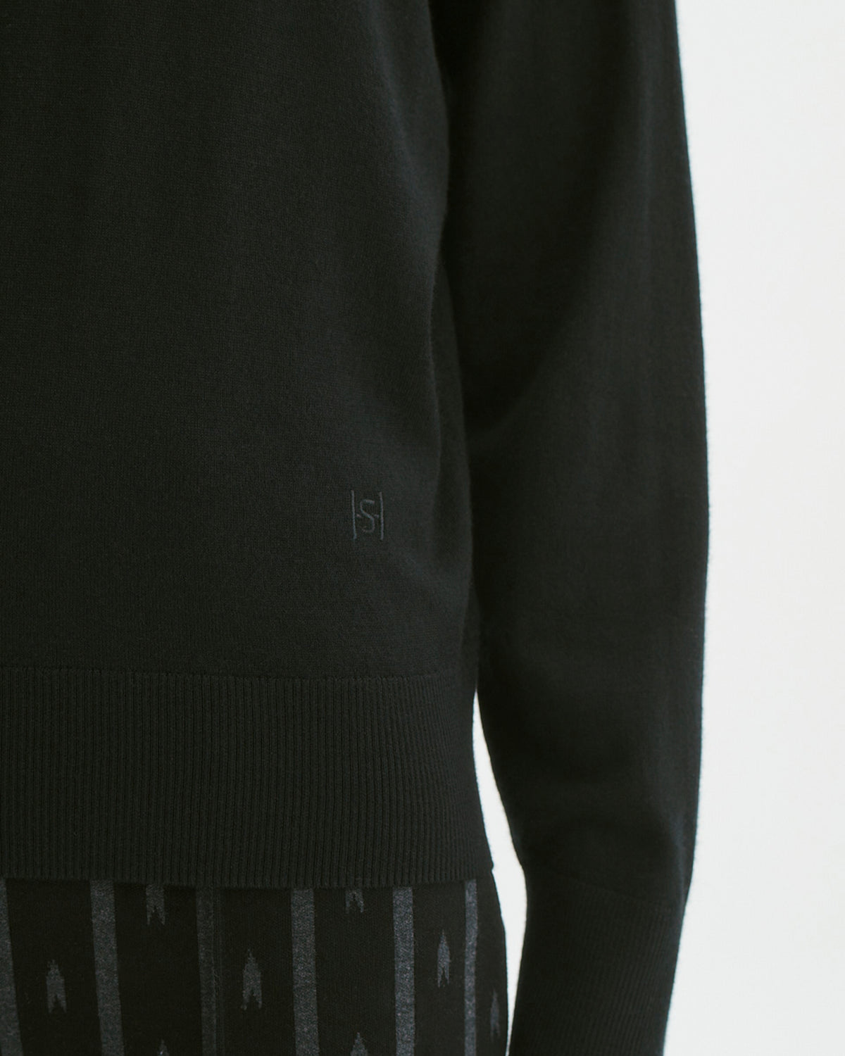 Griffin Turtleneck in Black