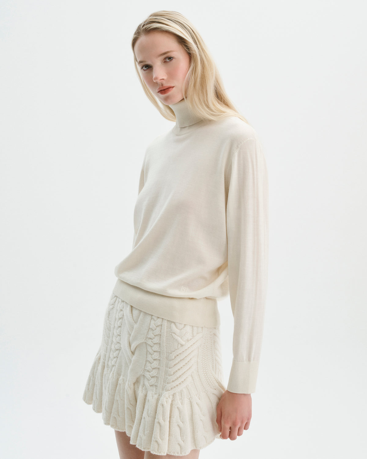 Griffin Turtleneck in Ivory
