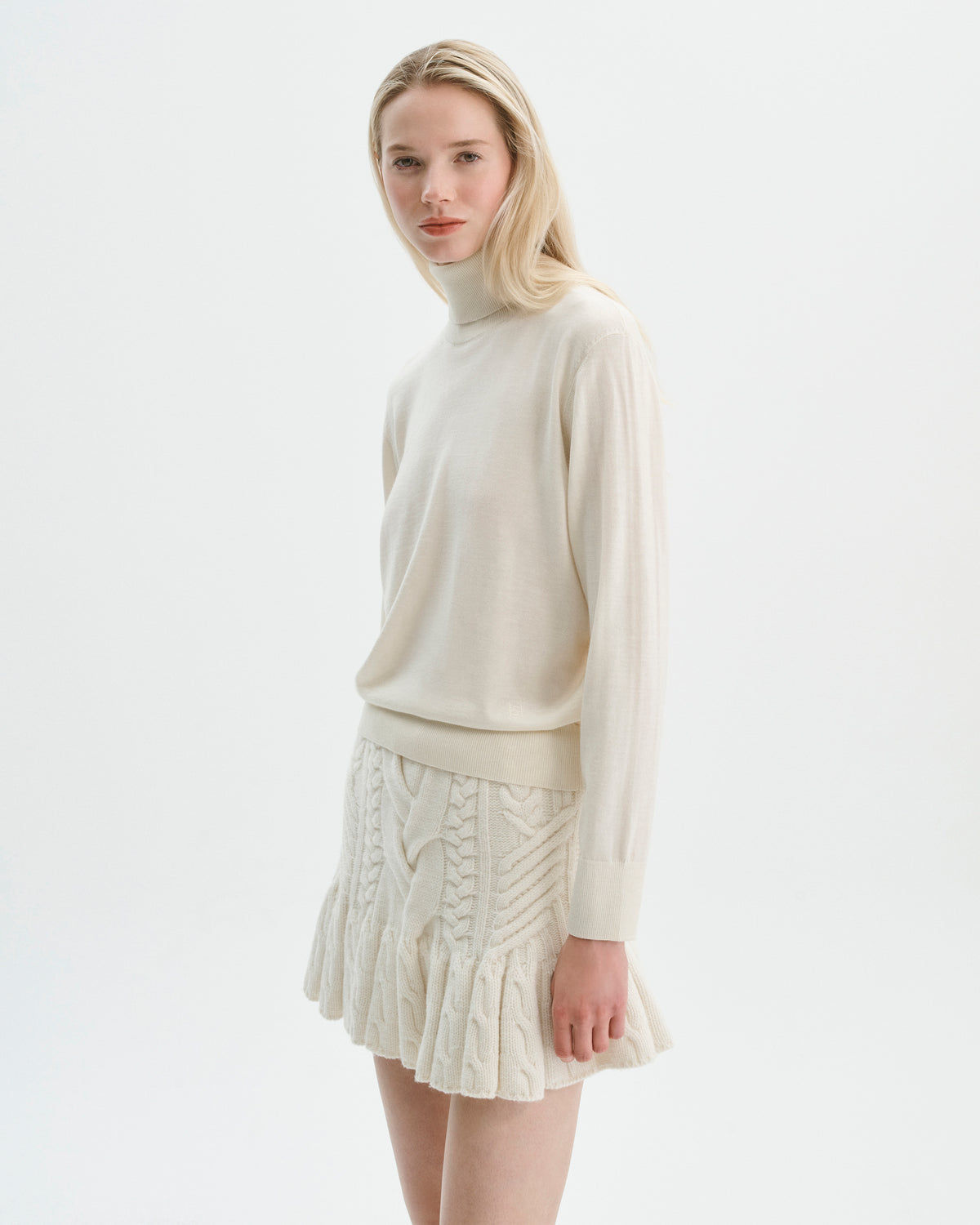 Griffin Turtleneck in Ivory