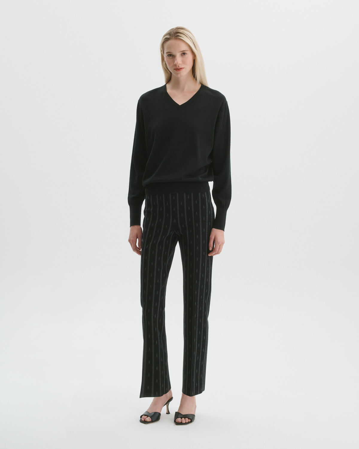 Louis Pant in Black/Charcoal Arrow Stripe